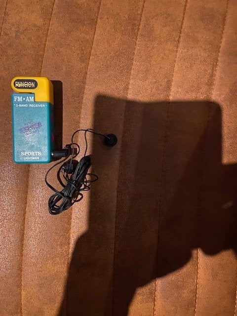 vintage Sports Lightman AM/FM pocket radio met verlichting., Audio, Tv en Foto, Radio's, Ophalen of Verzenden, Nieuw, Transistorradio