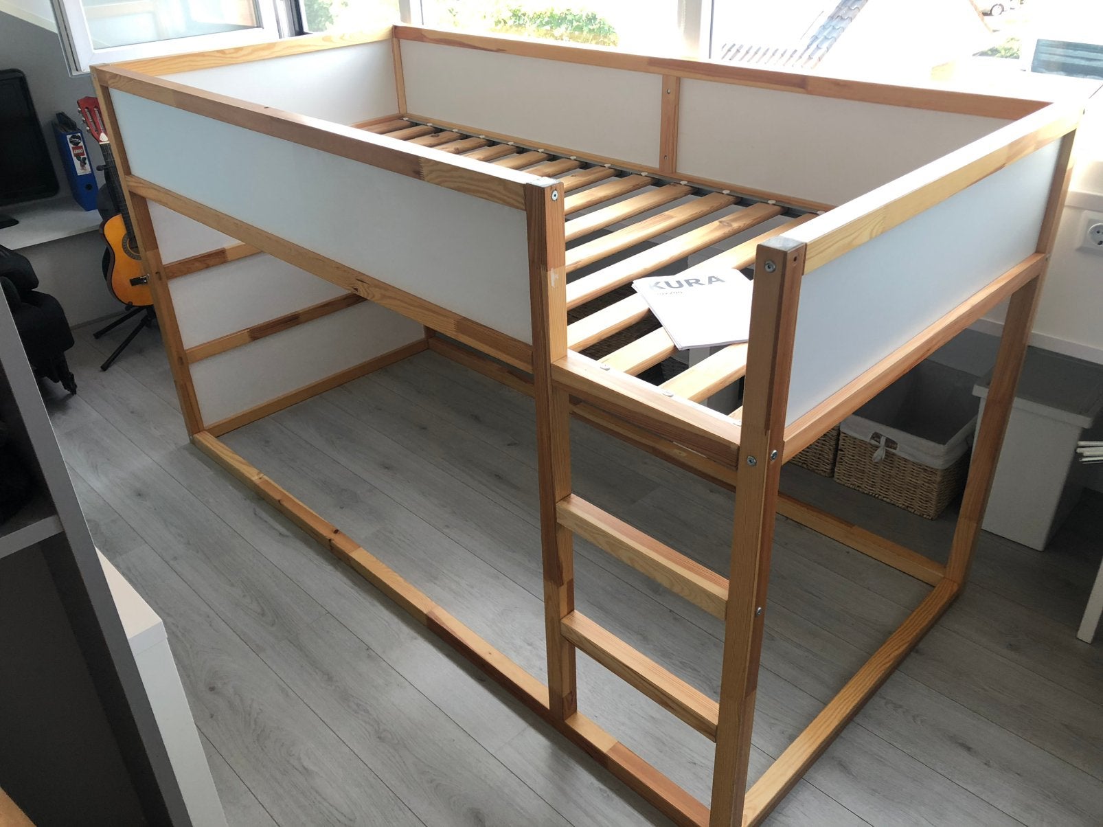 Kura - ikea bed - hoog of laag - mattrasmaat 90x200, Kinderen en Baby's, Ophalen, Zo goed als nieuw, Hoogslaper