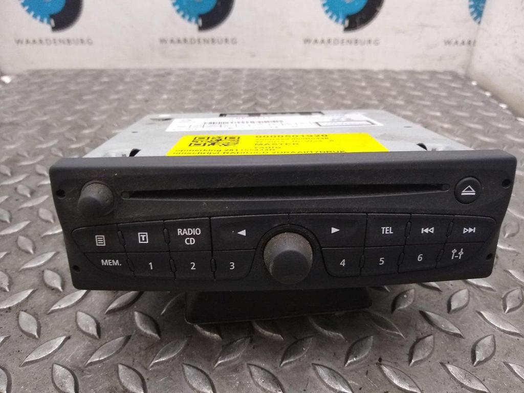 RENAULT MASTER RADIO 2015, Ophalen of Verzenden, Gebruikt, Stiba lid