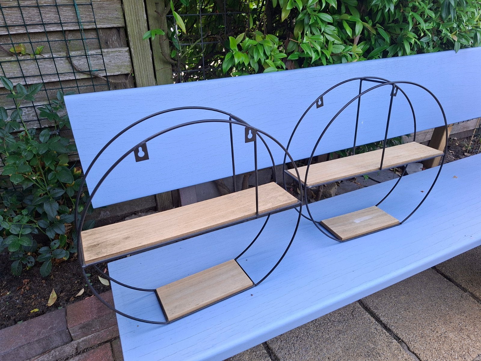 metalencirkel met plankjes, Ophalen