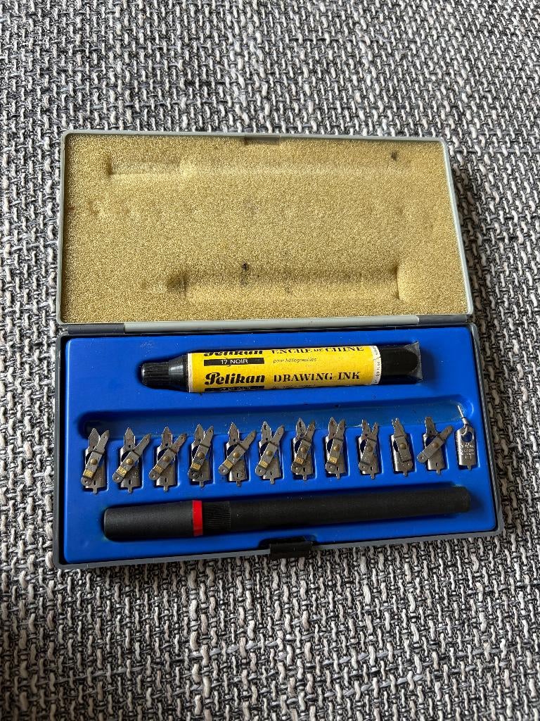 Rotring Graphos kaligrafieset, Ophalen of Verzenden, Zo goed als nieuw, Potlood of Stift