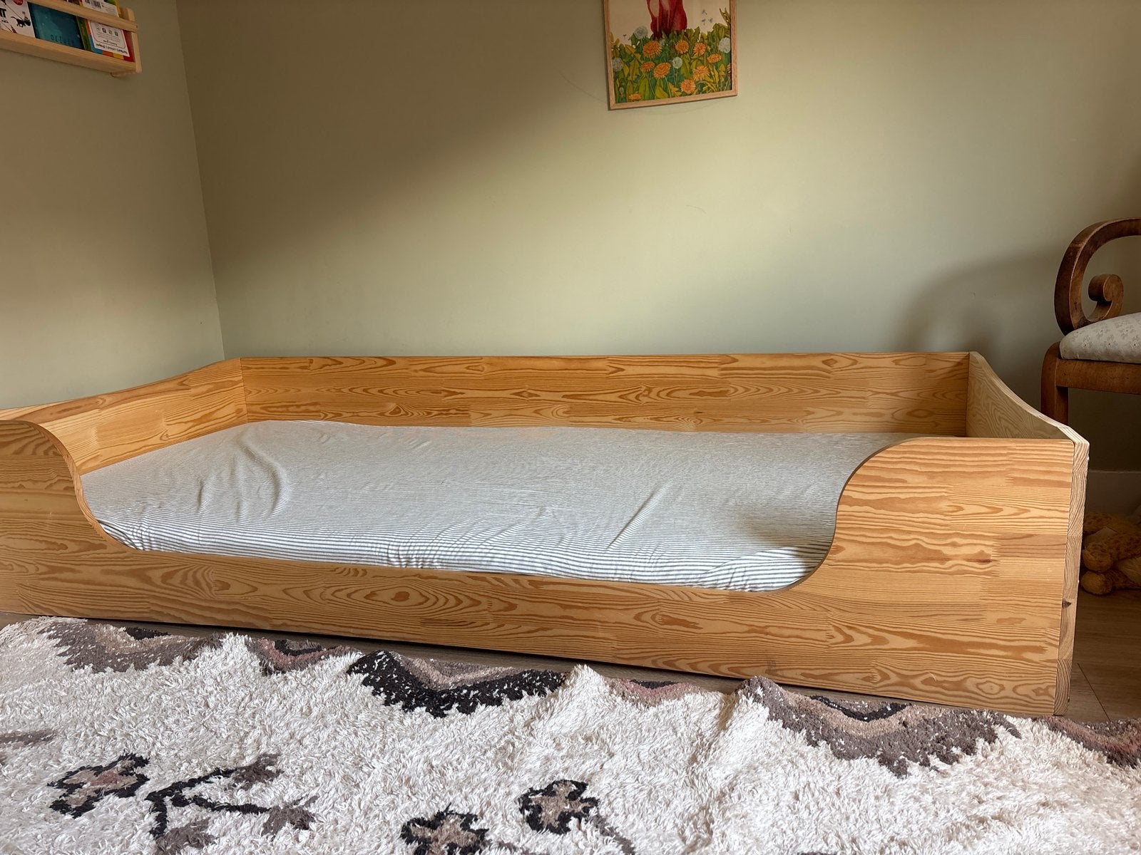 Montessori vloerbed van Petit Puk, Kinderen en Baby's, Kinderkamer | Bedden, Ophalen, 85 tot 100 cm, Zo goed als nieuw, Lattenbodem