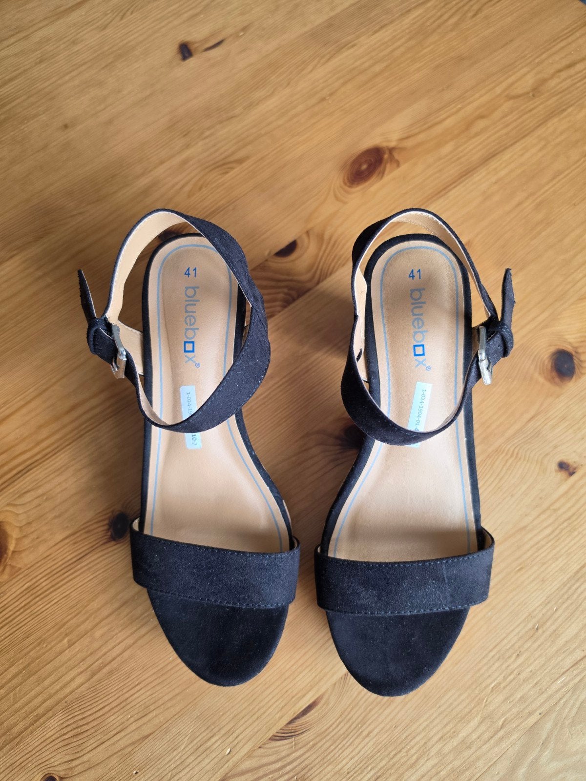 Damesschoenen maat 41, Kleding | Dames, Schoenen, Zwart, Ophalen of Verzenden, Zo goed als nieuw, Schoenen met hoge hakken