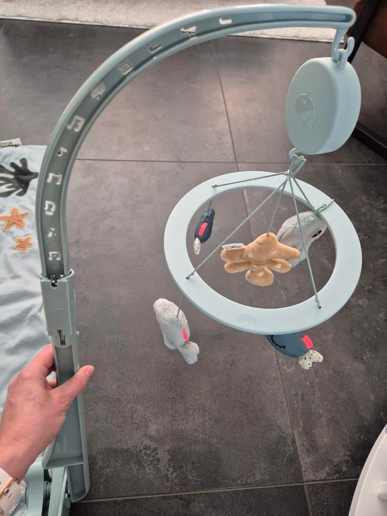 Done by Deer speelkleed, babygym en boxmobiel, Kinderen en Baby's, Ophalen, Zo goed als nieuw