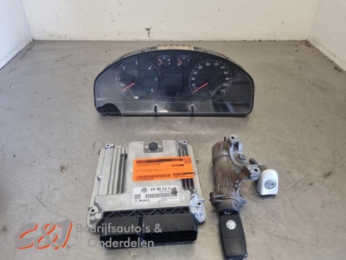 Computer Motormanagement van een Volkswagen Transporter, Gebruikt, -, Volkswagen, -