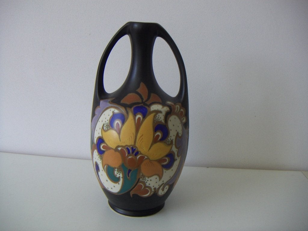 Eskaf Huizen plateel keramiek vaas jr.1926-1930. Amfoor., Meerkleurig, Ophalen of Verzenden, Zo goed als nieuw, Handgemaakt
