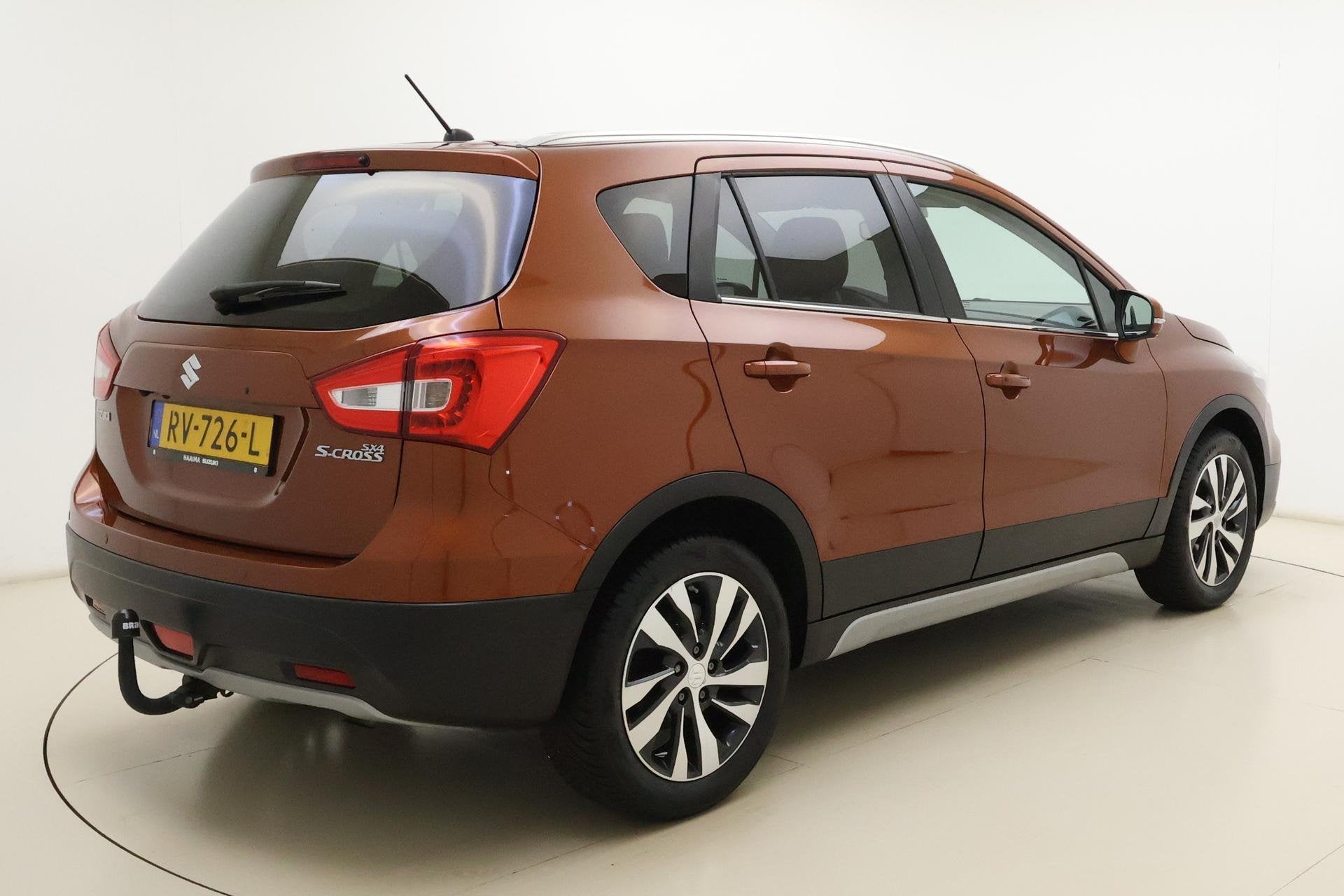Suzuki S-Cross 1.4 Boosterjet High Executive | Automaat | Na, Auto's, Suzuki, 4 cilinders, Bruin, 400 kg, 49 €/maand