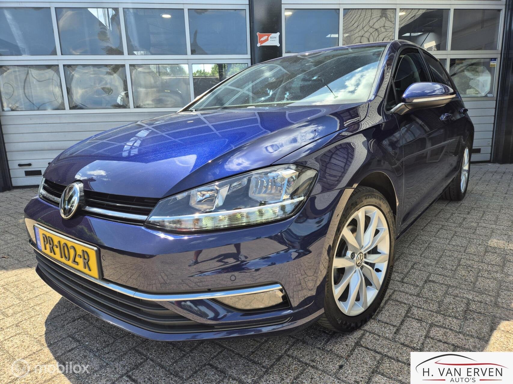 Volkswagen Golf 1.0 TSI Highline APPLE CARPLAY NAVI LED NAP, Blauw, Origineel Nederlands, Bedrijf, Handgeschakeld