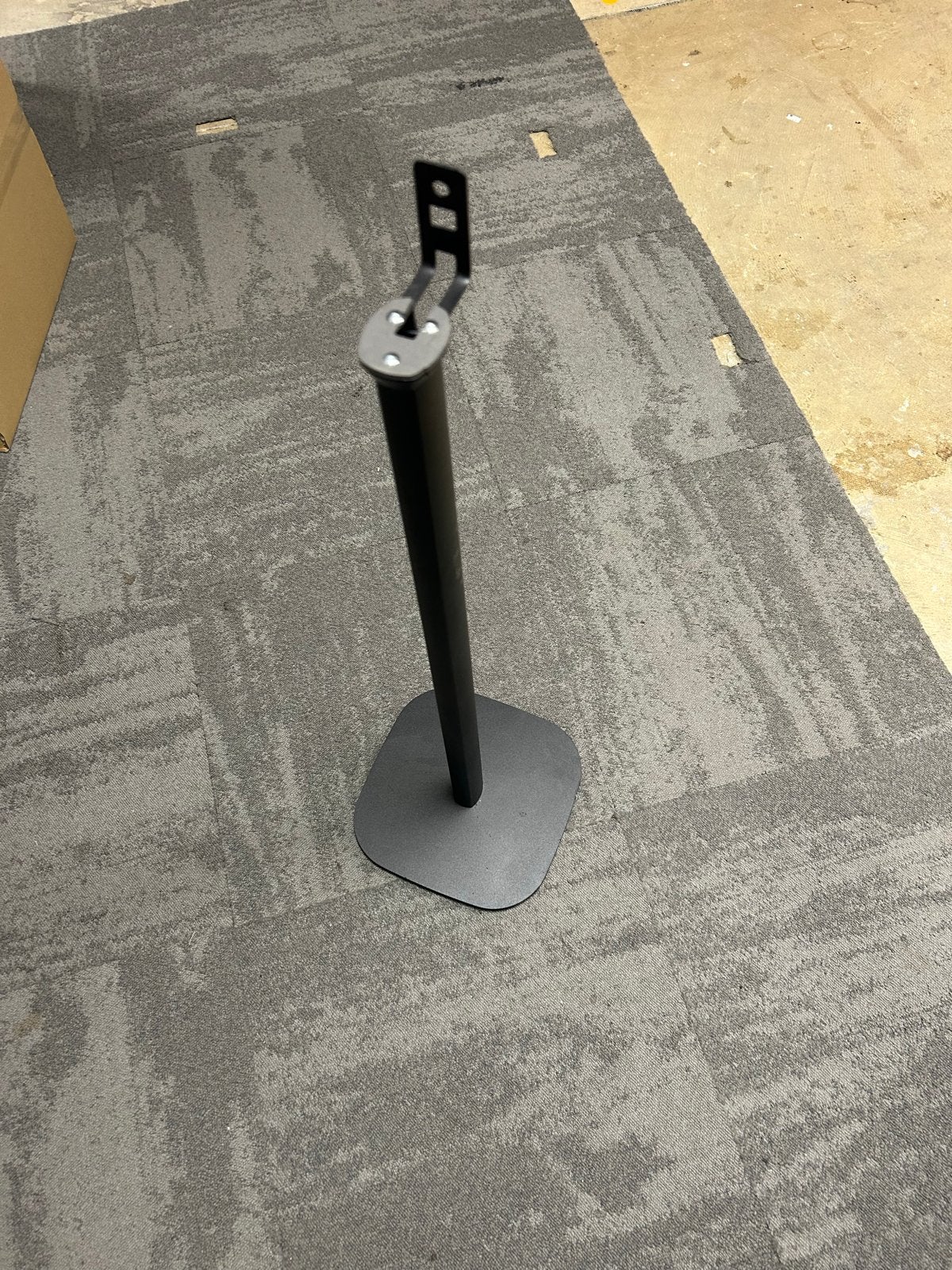 Sonos One paal - Zo goed als nieuw, Inclusief standaarden, Overige typen, Ophalen of Verzenden, Zo goed als nieuw