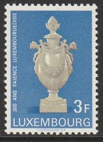 Luxemburg 1967 754 Pronkvaas Empirestijl, Postfris, Ophalen of Verzenden, Luxemburg, Postfris
