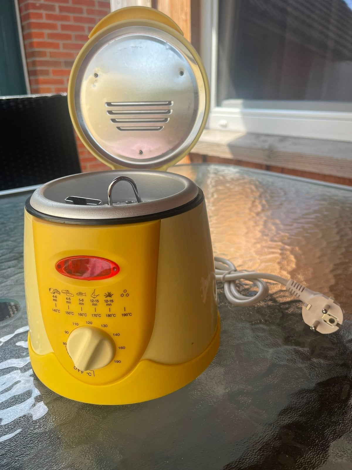 Nieuw Kleine frituur/ fondue pan, Witgoed en Apparatuur, Frituurpannen, Minder dan 1 liter, Ophalen, Zo goed als nieuw