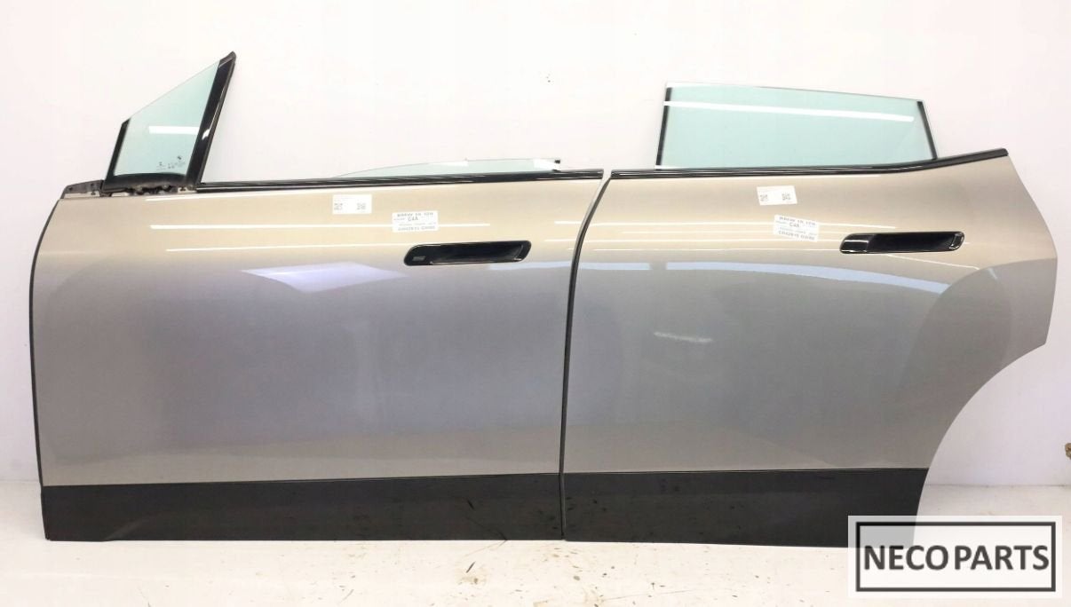 BMW IX I20 PORTIER DEUR VOOR ACHTER LINKS C4A ALLES LEVERBAA, Gebruikt, -, Ophalen of Verzenden, Achter