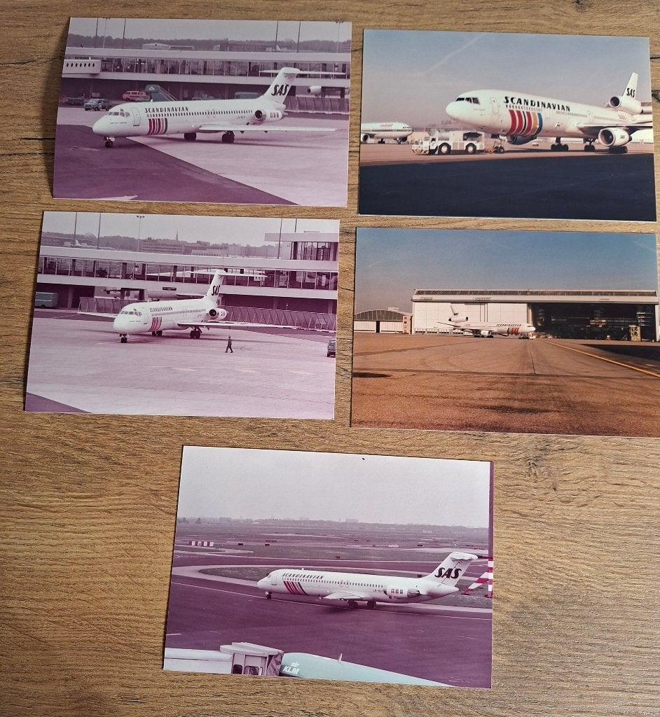5x SAS Vliegtuig Foto's - Jaren '70 Luchtvaart, Verzamelen, Ophalen of Verzenden, Zo goed als nieuw, Kaart, Foto of Prent