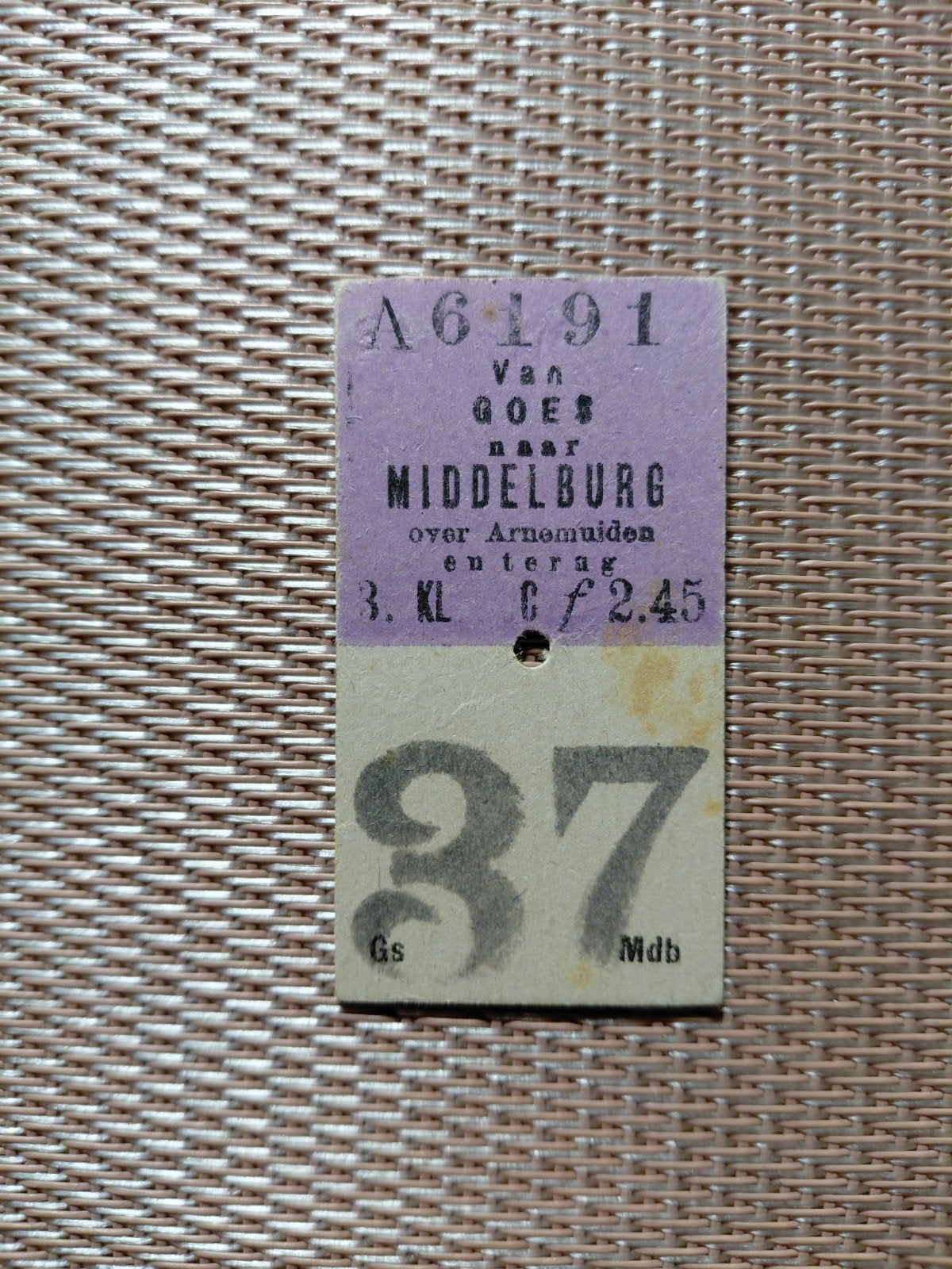 Oud treinkaartje Retour Goes- Middelburg 2-9-1944, Verzamelen, Spoorwegen en Tramwegen, Ophalen of Verzenden, Gebruikt, Trein