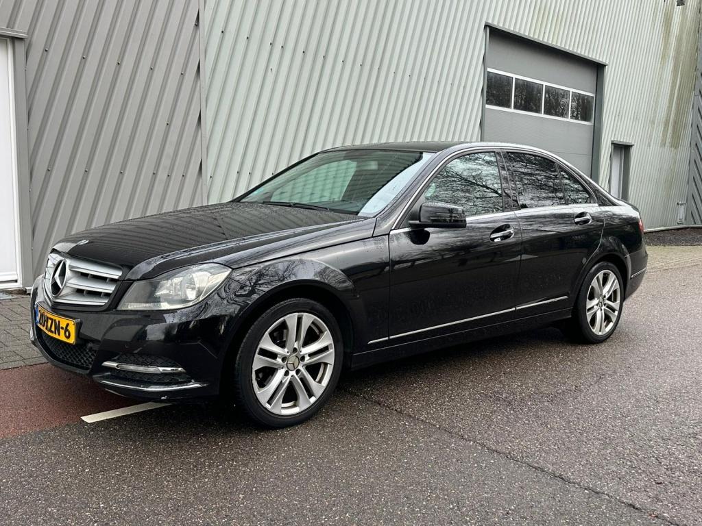 Mercedes-Benz C-Klasse 200 CDI Avantgarde | Automaat | Panor, Auto's, Mercedes-Benz, Automaat, Euro 5, 4 cilinders, Zwart