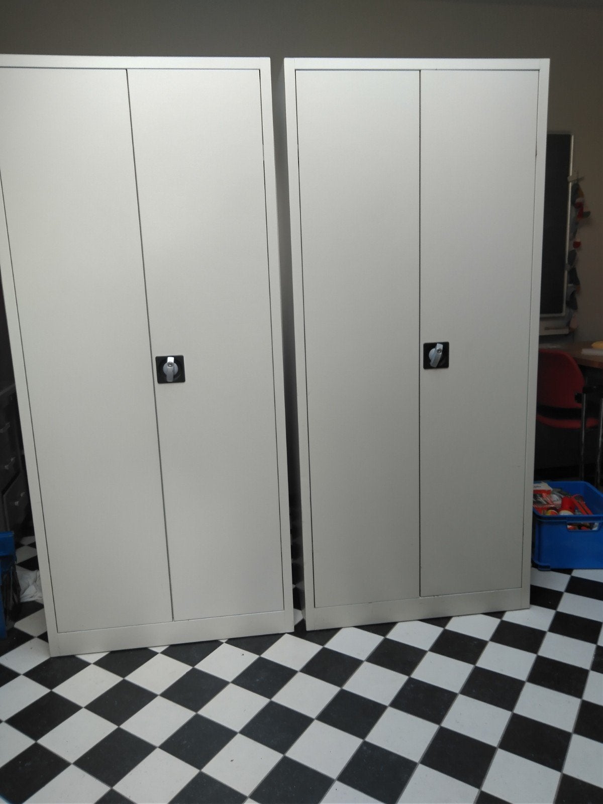 Twee stalen opbergkasten BxDxH 80x38,5x180 cm, Ophalen, Gebruikt, Industrieel, Functioneel
