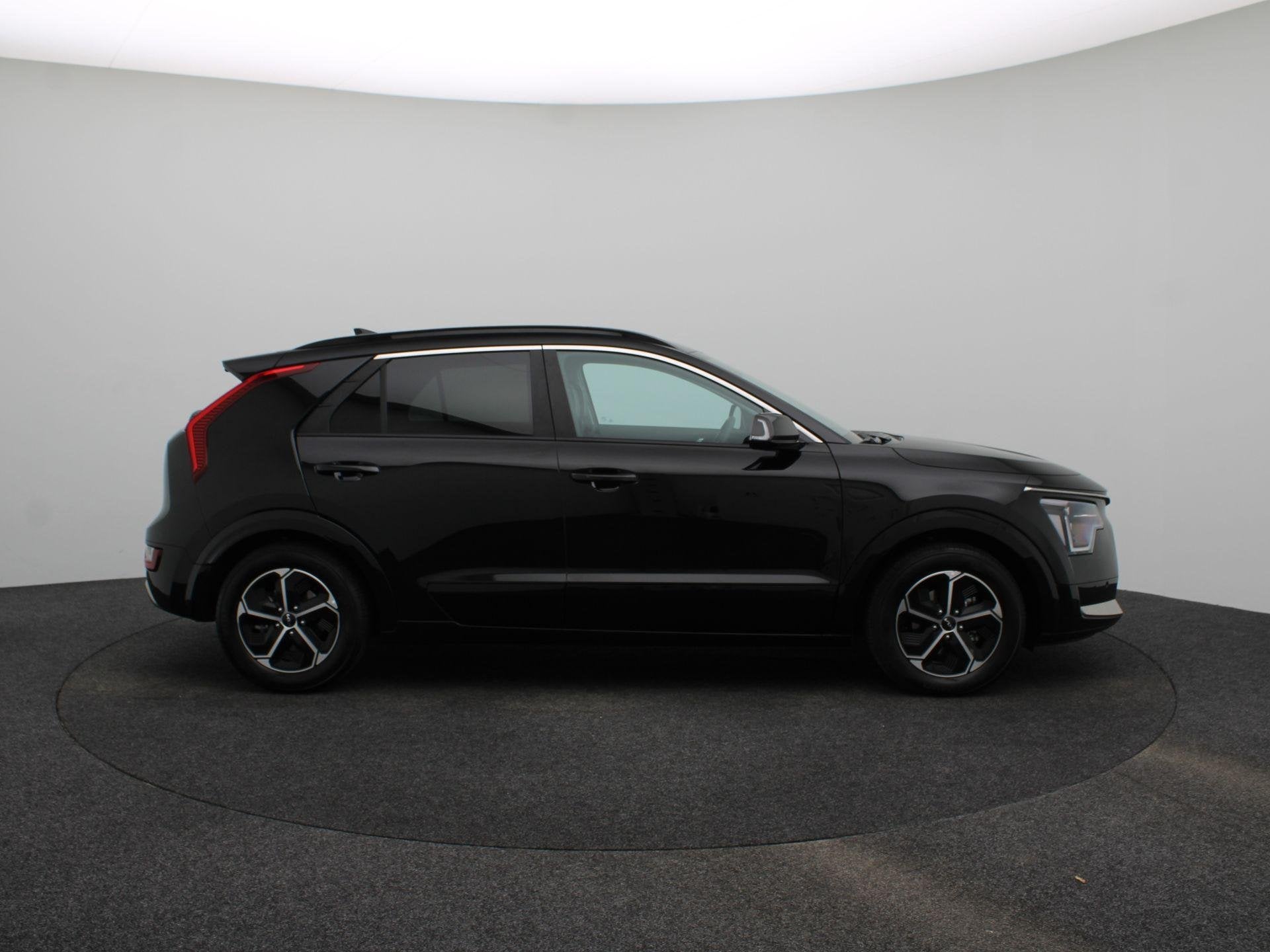 Foto 8 van Kia Niro 1.6 GDi Hybrid DynamicPlusLine Panorama | Stoel Stu