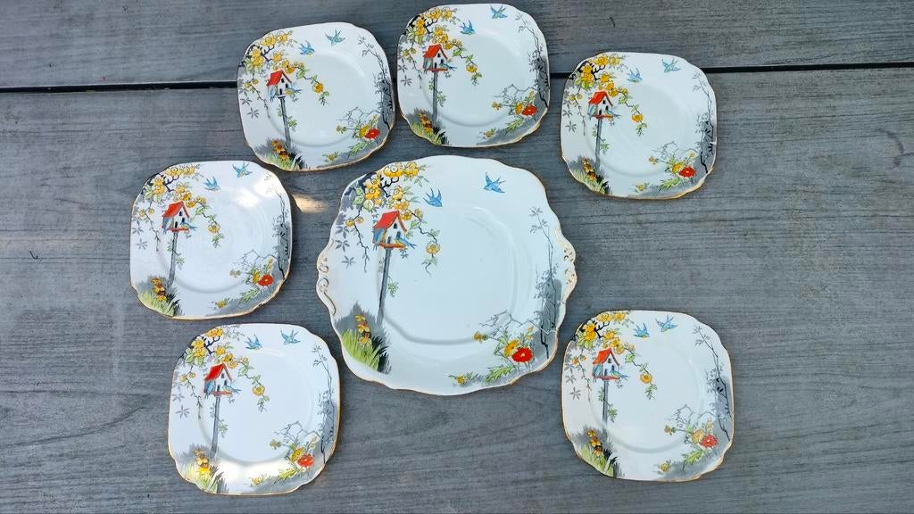Antiek porseleinen taartschaal met 6 bordjes Royal Albert, Ophalen of Verzenden