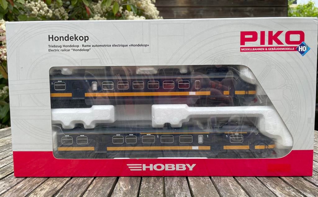 Piko HO 57573: NS-treinstel Beneluxtrein, Treinset, Gelijkstroom, -, -