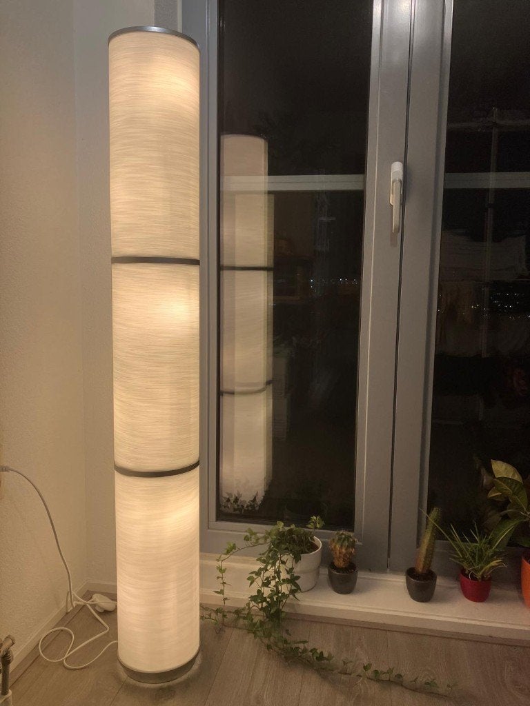 Hoge staande design lamp (138 cm) – warm sfeervol licht, Ophalen, Zo goed als nieuw, 100 tot 150 cm