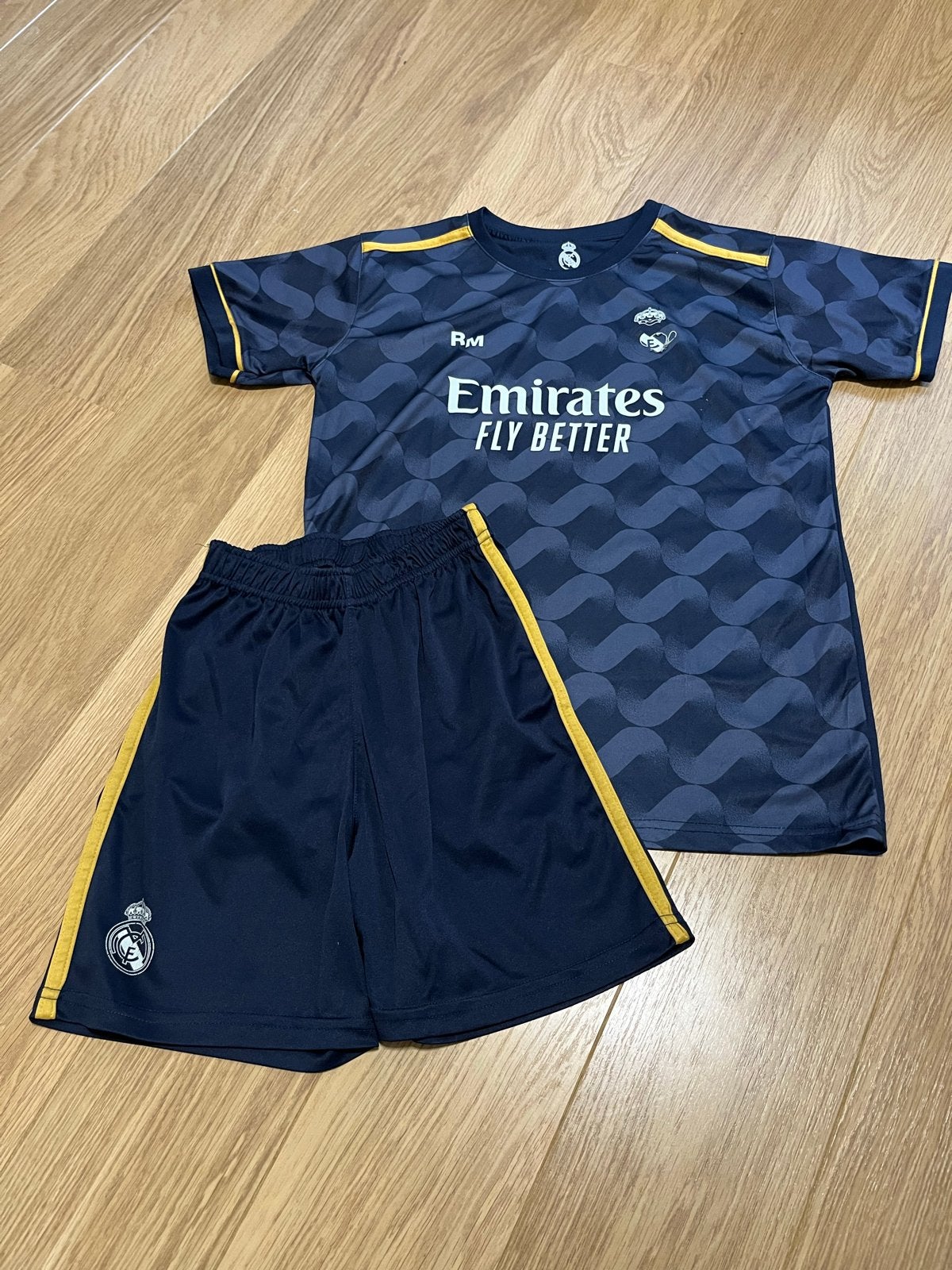 Voetbalpakje Real Madrid maat 140, Maat S, Ophalen of Verzenden, Gebruikt, Set