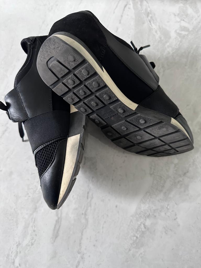 Balenciaga Race Runners Zwart - Maat 39, Kleding | Dames, Schoenen, Ophalen of Verzenden, Gedragen, Zwart, Sneakers of Gympen