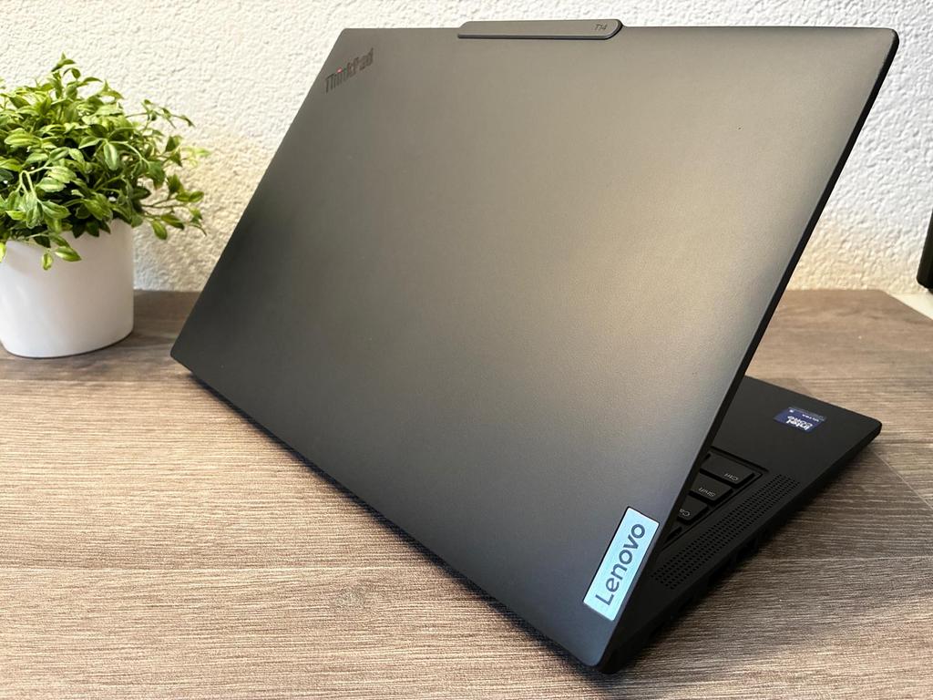 Lenovo ThinkPad T14 Gen 6 - Ultra 5, 32GB, 512GB SSD, Computers en Software, Windows Laptops, Nieuw, 14 inch, SSD, 4 Ghz of meer