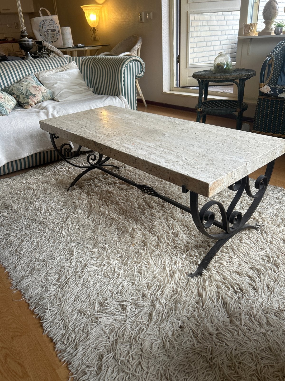 Salontafel met marmeren blad en smeedijzeren onderstel, Ophalen, Gebruikt, 100 tot 150 cm, 50 tot 100 cm
