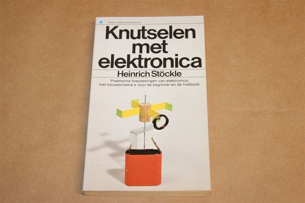 Knutselen met Elektronica — Bouwschema\'s voor Hobbyist 1978, Boeken, Ophalen of Verzenden, Gelezen, Bouwkunde