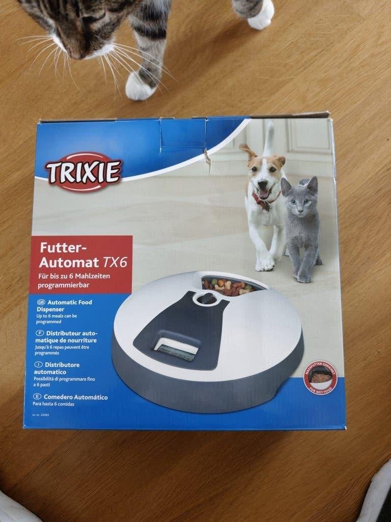Trixie voerautomaat voor hond of kat 2x, Ophalen, Gebruikt