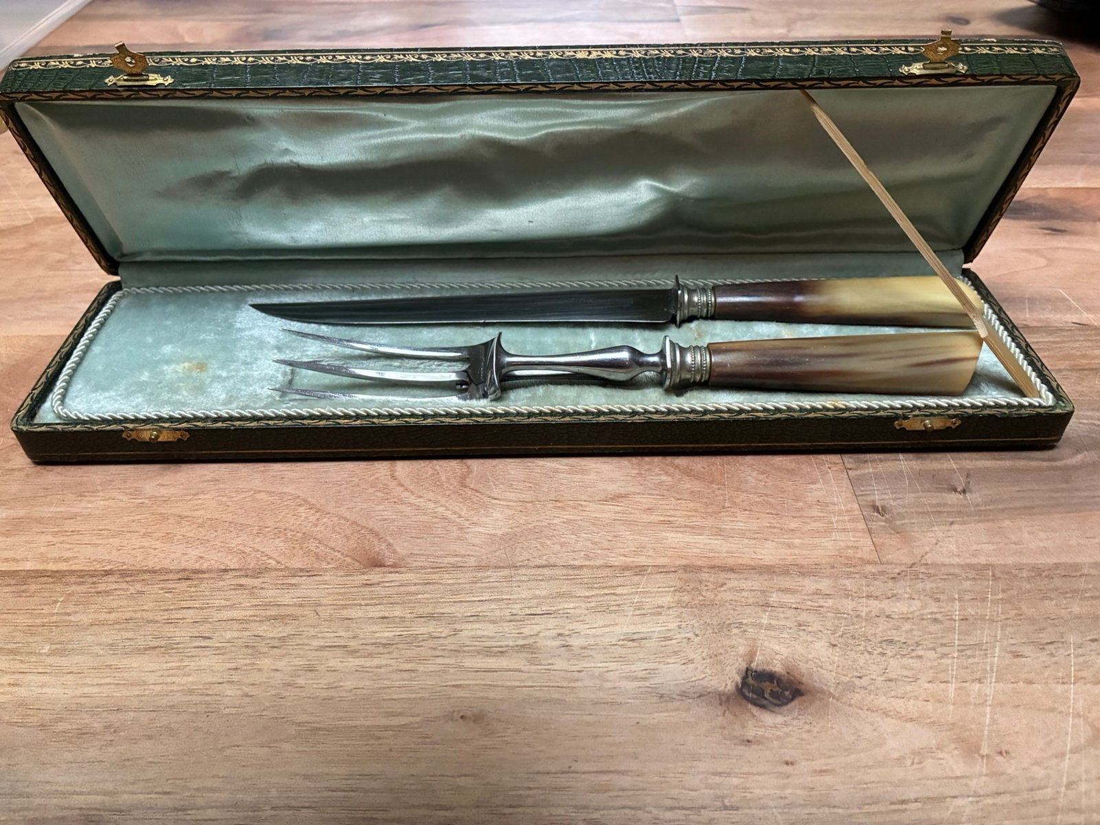 Antieke vintage wildset hoorn  (trancheerset) Bastet, Ophalen of Verzenden
