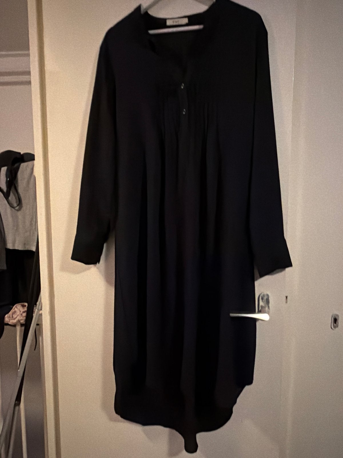 Dames Zwarte Overhemd Jurk - F&P, Kleding | Dames, Jurken, Zo goed als nieuw, Maat 46/48 (XL) of groter, Zwart, Knielengte, Ophalen