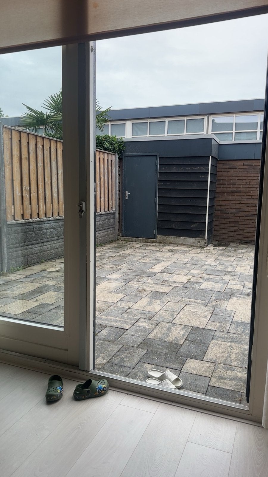 GRATIS terrastegels - grijs/beige, wildverband, Tuin en Terras, Tegels en Klinkers, Ophalen, Gebruikt, 10 m² of meer, Beton