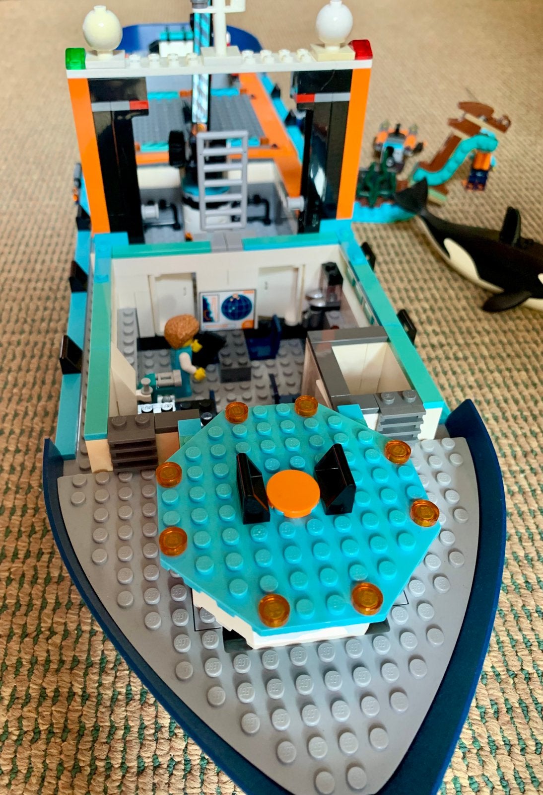 Groot schip Lego City met o.a. schat en walvis, Inclusief minifiguren, City, Lego, Ophalen of Verzenden