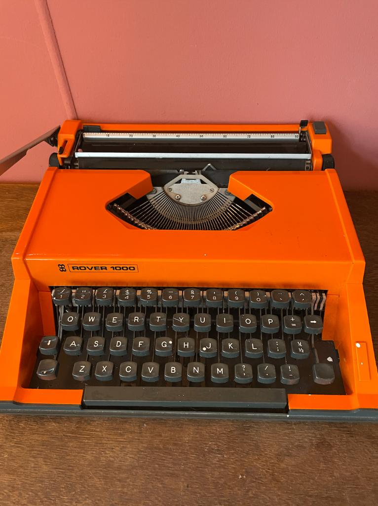 Typmachine vintage retro, Diversen, Typemachines, Ophalen of Verzenden, Gebruikt