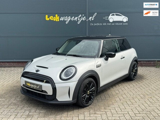 MINI Electric Collection *leer *stoelv. *camera *comfortpack, Gebruikt, 33 kWh, 4 stoelen, Leder