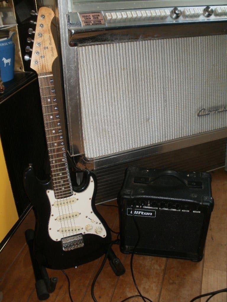 elektrische kindergitaar, Ophalen of Verzenden, Gebruikt, Solid body, Overige merken