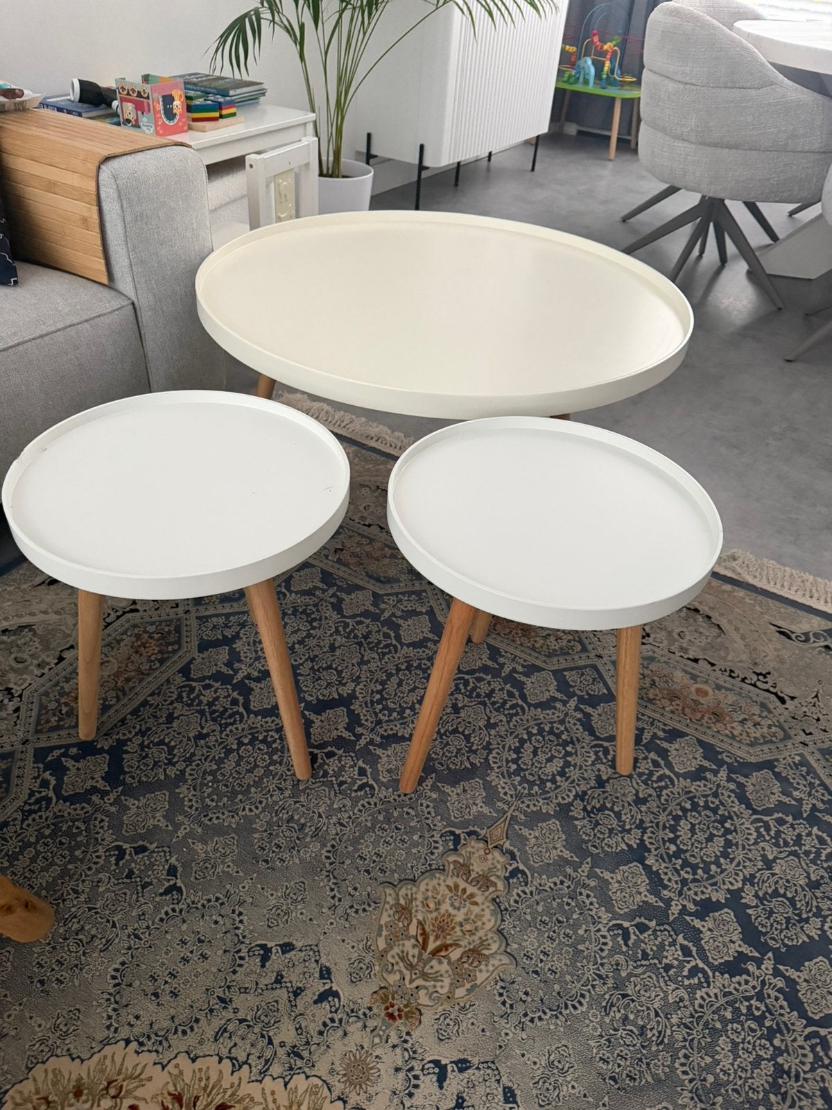 Set van 3 ronde salontafels, wit met houten poten, Ophalen, Gebruikt, Rond, 50 tot 100 cm