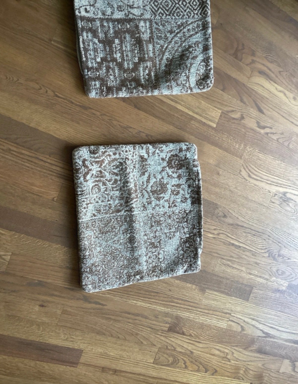 Set van 2 sierkussens met patchwork patroon, 45x45, Overige merken, Gebruikt, Meerkleurig, Met print