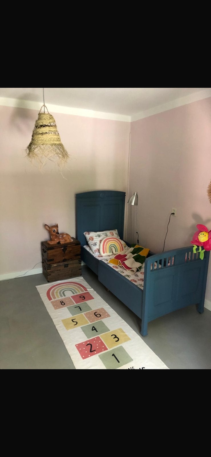 Antiek uitschuif peuter/kleuter bed, Huis en Inrichting, Slaapkamer | Complete slaapkamers, Ophalen, Gebruikt, Eenpersoons, Antiek brocante