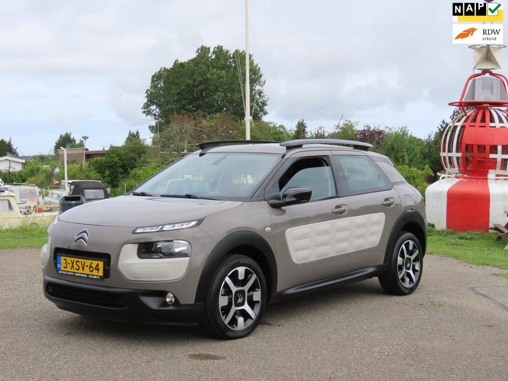 Citroen C4 Cactus 1.2 e-VTi Feel *2e EIG *CAMERA *NAVI *DIST, Stof, Bruin, 82 pk, 23 km/l