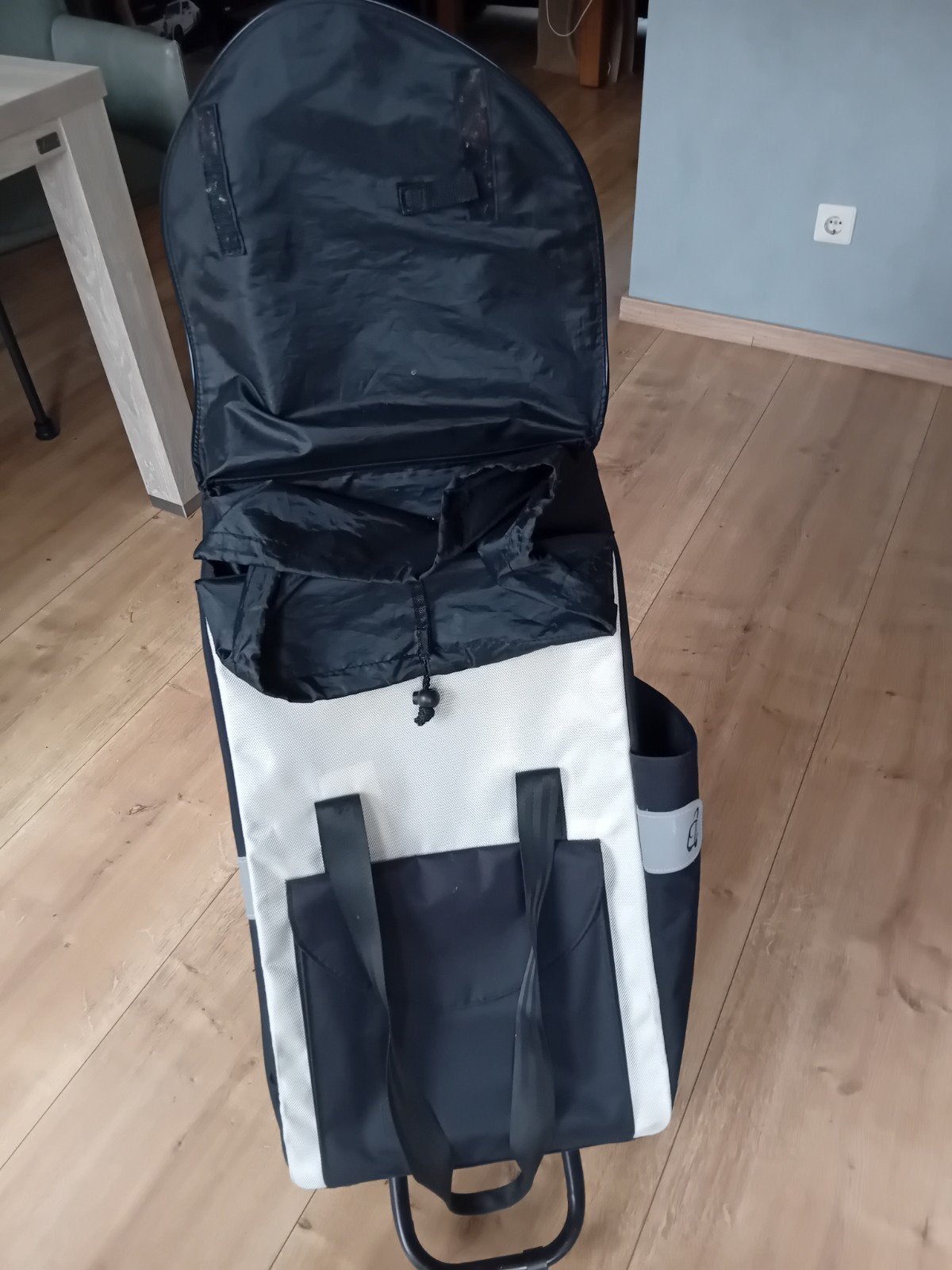 Luxe boodschappen trolly van Andersen, Ophalen, Zwart, Zo goed als nieuw, Wieltjes