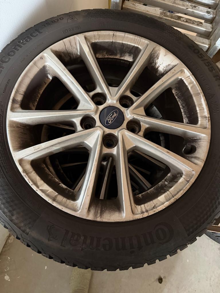 Continental Winterbanden voor Ford Focus (205/55 R16), Ophalen, Gebruikt