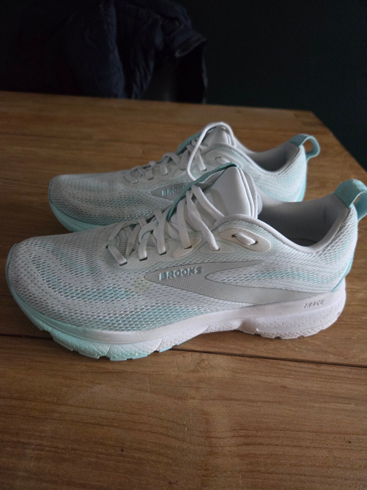 Brooks Trace hardloopschoenen - Zo goed als nieuw, Blauw, Sportschoenen, Brooks, Ophalen of Verzenden