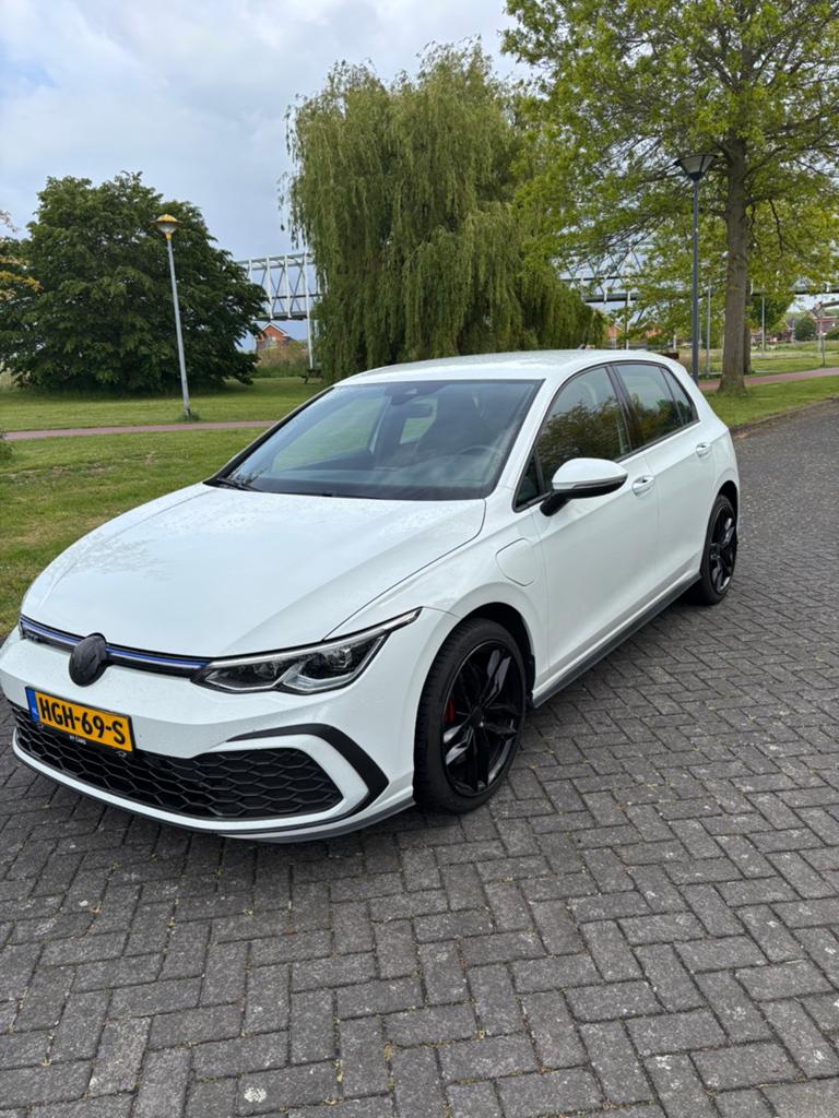 Volkswagen Golf GTE 2021 wit 245PK, Wit, Plug-in hybride, 1395 cc, 1524 kg