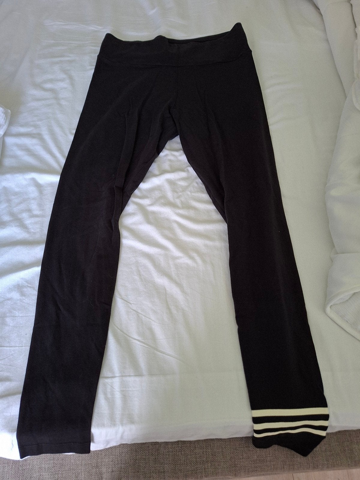 Adidas legging zwart met witte strepen - Maat L, Legging, Adidas, Zwart, Ophalen of Verzenden