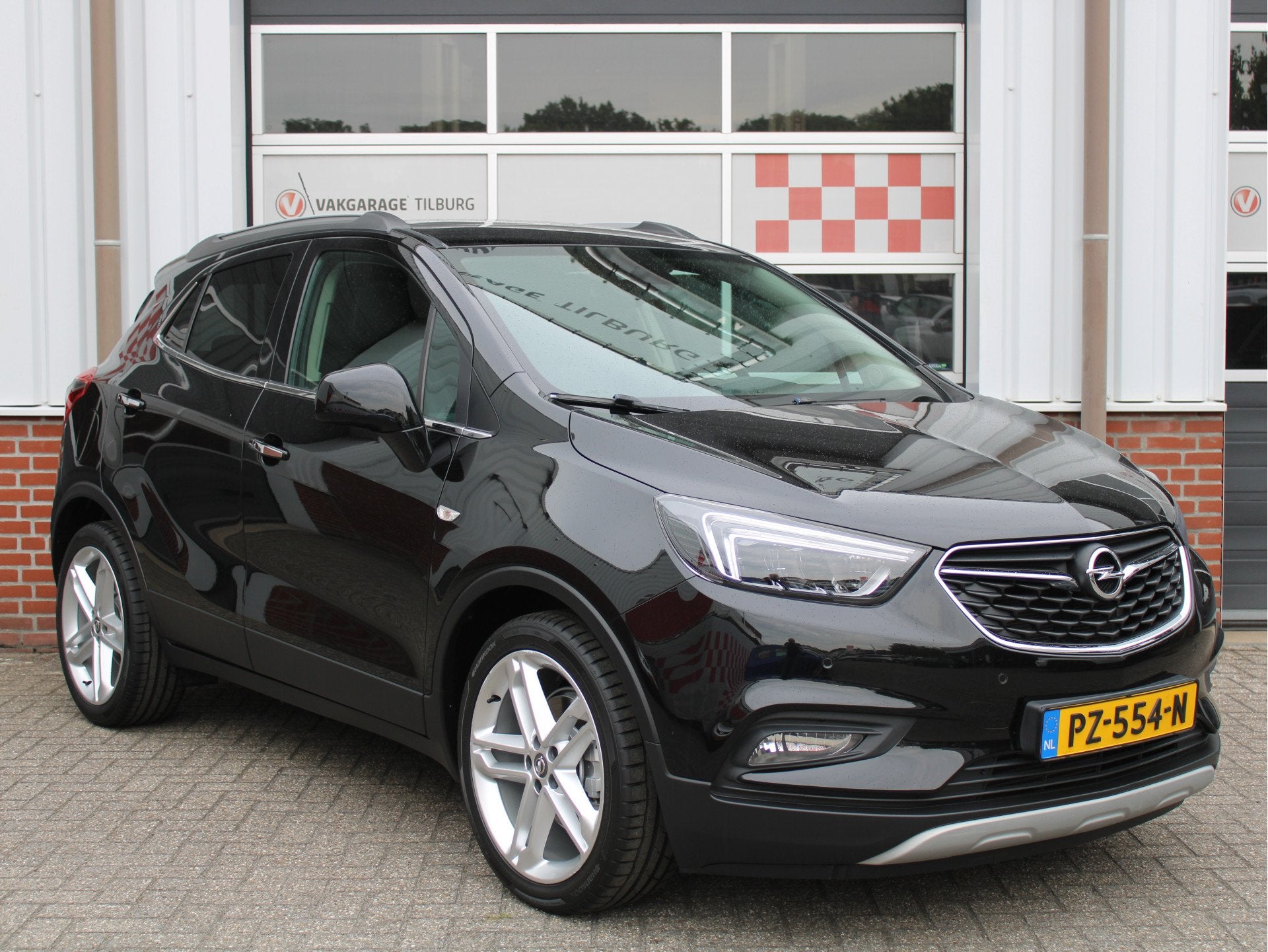 Opel Mokka X 1.4 Turbo Innovation 19inch/Camera/Leer/PDC/Dak, Voorwielaandrijving, Gebruikt, Euro 6, Lichtsensor