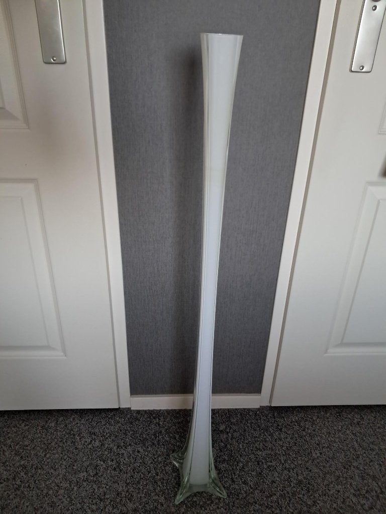 Lange smalle eiffeltorenvaas melkglas vaas - 100 cm hoog, Huis en Inrichting, Ophalen, Wit, 100 cm, Glas
