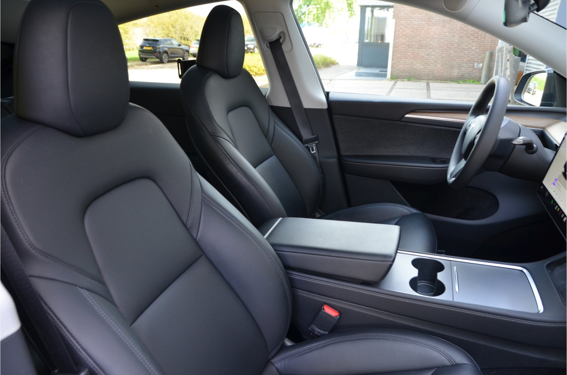 Foto 3 van Tesla Model Y RWD 58 kWh Autopilot3.0, 20" velgen!