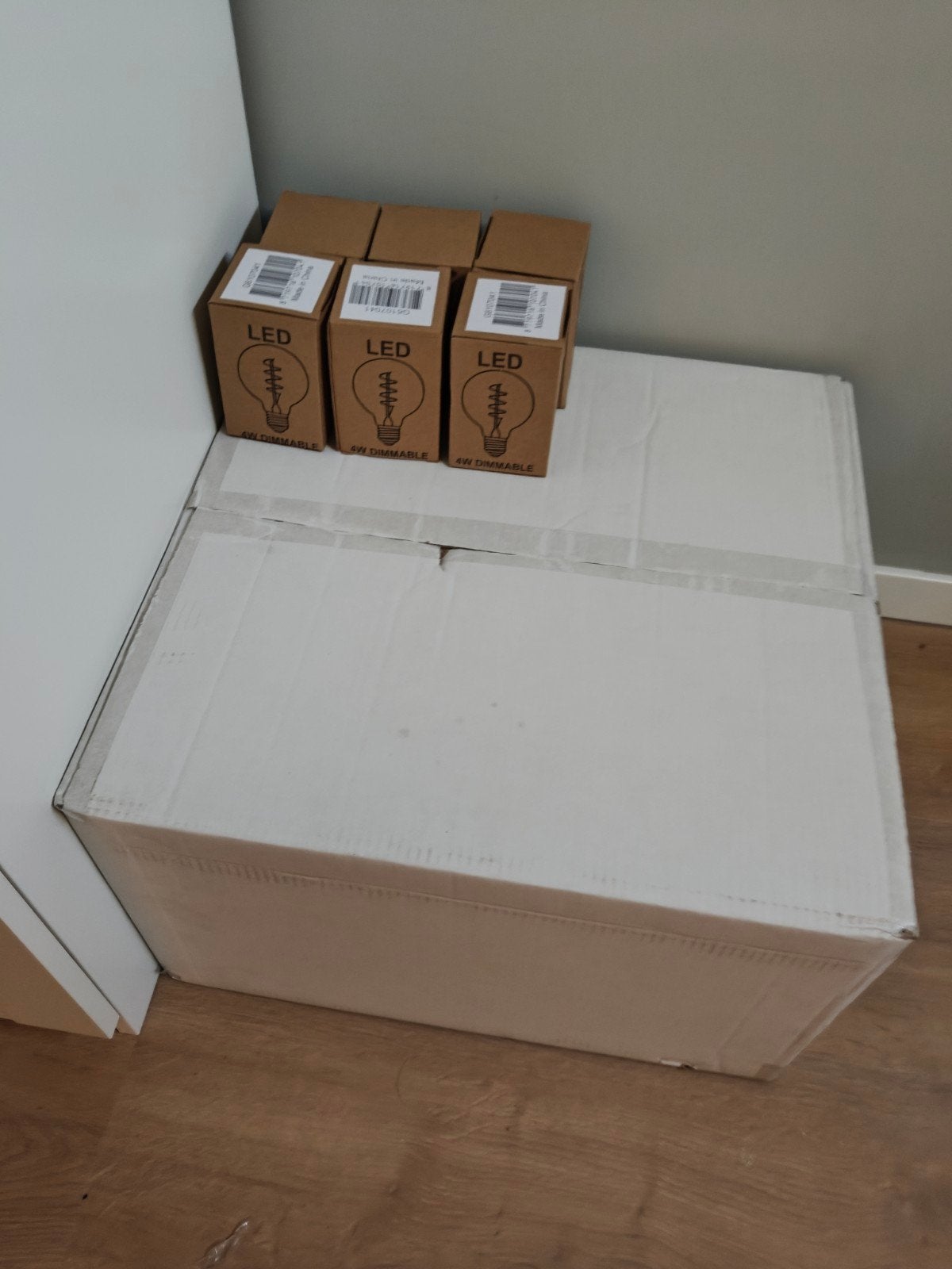 mooie tafellamp nieuw in doos, Ophalen of Verzenden, Nieuw, Glas